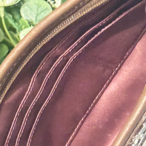 Coach Multicolor Wristlet priced to sale - Picture 13 of 14